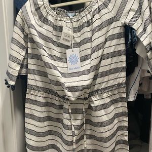 Ladies Cover up. Size small